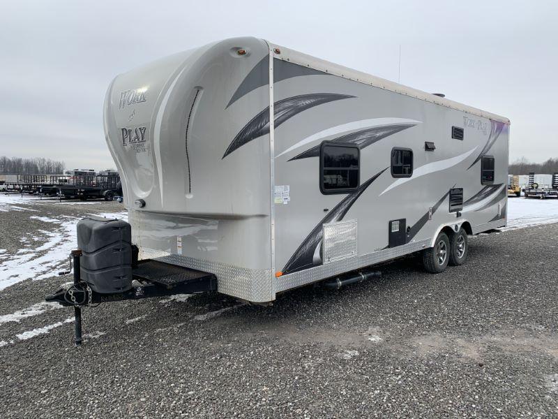 2016 FOREST RIVER WORK-N-PLAY BUMPER PULL TOY HAULER W/LIVING QUARTERS TRAILER 2016 FOREST RIVER WORK-N-PLAY BUMPER PULL TOY HAULER W/LIVING QUARTERS TRAILER