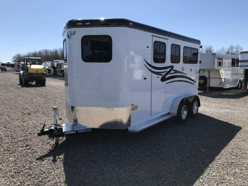 2020 2H HAWK BUMPER PULL STRAIGHT LOAD W/WALK THRU & DRESS HORSE TRAILER 2020 2H HAWK BUMPER PULL STRAIGHT LOAD W/WALK THRU & DRESS HORSE TRAILER
