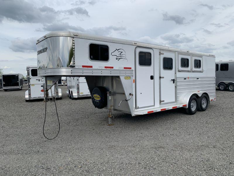 2016 3H SOONER GOOSENECK W/DRESS HORSE TRAILER 2016 3H SOONER GOOSENECK W/DRESS HORSE TRAILER