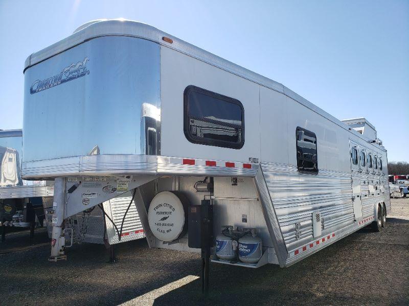 2010 5 HORSE CIMARRON GOOSENECK W/LIVING QUARTERS HORSE TRAILER 2010 5 HORSE CIMARRON GOOSENECK W/LIVING QUARTERS HORSE TRAILER