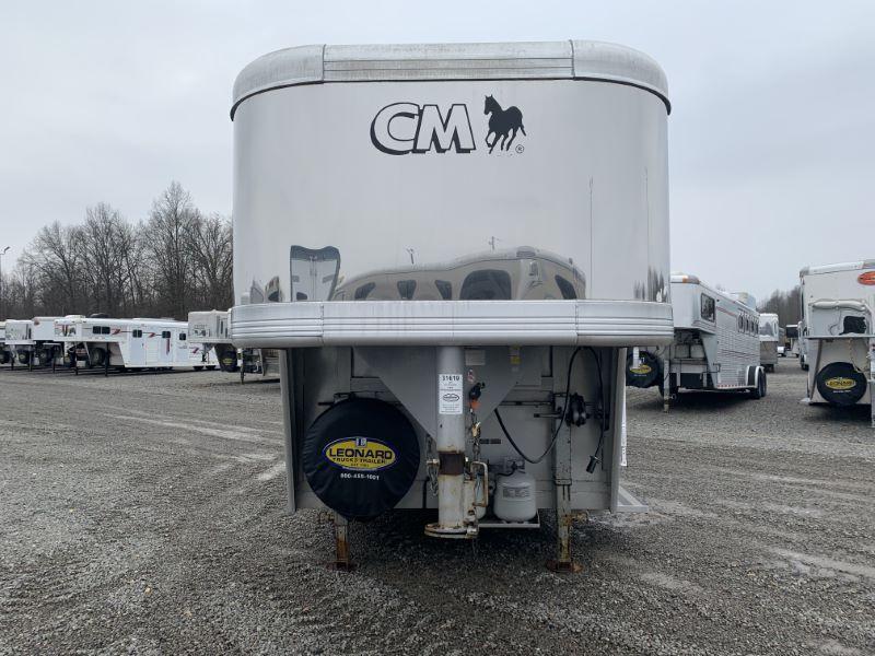 2003 4 HORSE CM GOOSENECK LIVING QUARTERS HORSE TRAILER 2003 4 HORSE CM GOOSENECK LIVING QUARTERS HORSE TRAILER
