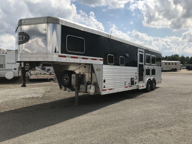 2017 3 HORSE SIERRA GOOSENECK LIVING QUARTERS HORSE TRAILER 2017 3 HORSE SIERRA GOOSENECK LIVING QUARTERS HORSE TRAILER