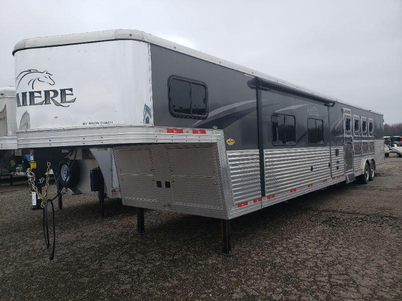 2018 4 HORSE BISON COACH GOOSENECK HORSE TRAILER 2018 4 HORSE BISON COACH GOOSENECK HORSE TRAILER