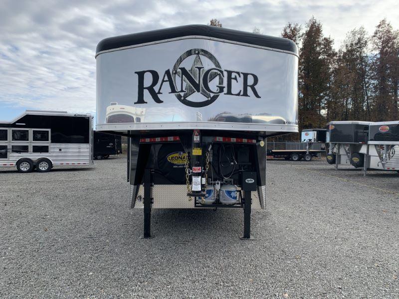 2020 3 HORSE BISON GOOSENECK LIVING QUARTERS HORSE TRAILER 2020 3 HORSE BISON GOOSENECK LIVING QUARTERS HORSE TRAILER