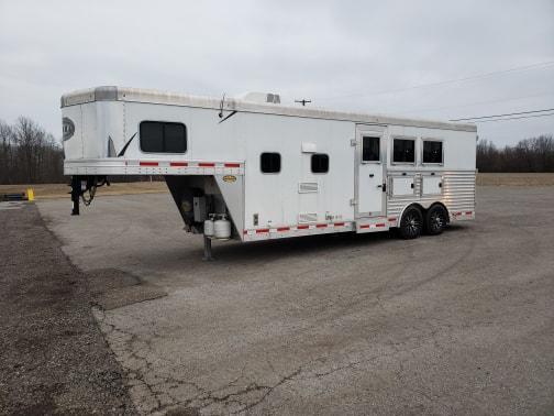 2017 3 HORSE SIERRA GOOSENECK WITH LIVING QUARTERS HORSE TRAILER 2017 3 HORSE SIERRA GOOSENECK WITH LIVING QUARTERS HORSE TRAILER