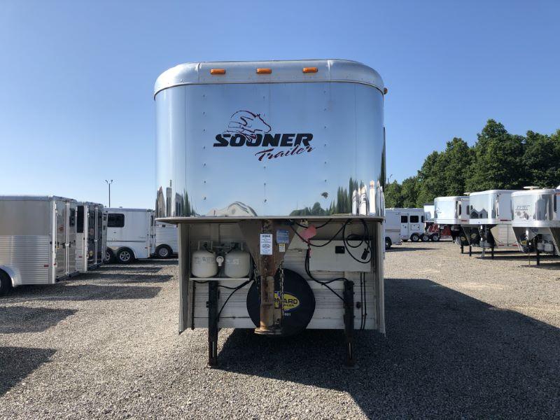 2006 3 HORSE SOONER GOOSENECK LIVING QUARTERS HORSE TRAILER 2006 3 HORSE SOONER GOOSENECK LIVING QUARTERS HORSE TRAILER