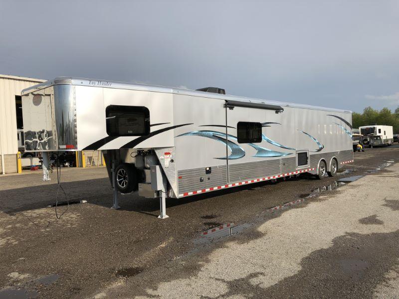 2019 8.5X46.5 SUNDOWNER GOOSENECK LIVING QUARTERS TOY HAULER 2019 8.5X46.5 SUNDOWNER GOOSENECK LIVING QUARTERS TOY HAULER
