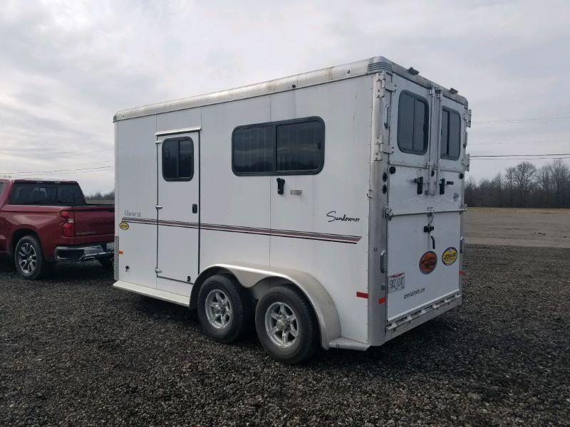 2019 2 HORSE SUNDOWNER BUMPER PULL W/DRESS HORSE TRAILER 2019 2 HORSE SUNDOWNER BUMPER PULL W/DRESS HORSE TRAILER