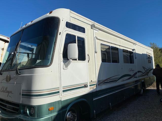 1999 Damon Corporation Other 335 Class A RV 1999 Damon Corporation Other 335 Class A RV