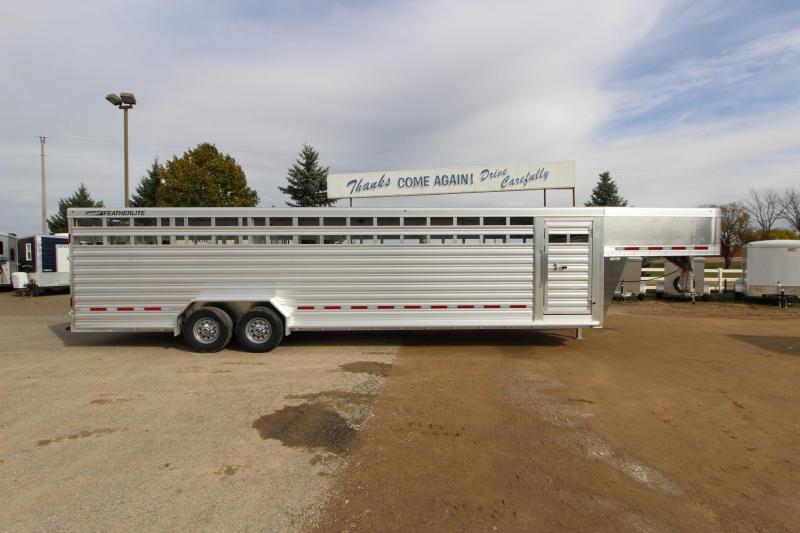 2019 Featherlite 8127 30 GN Livestock Trailer 2019 Featherlite 8127 30 GN Livestock Trailer