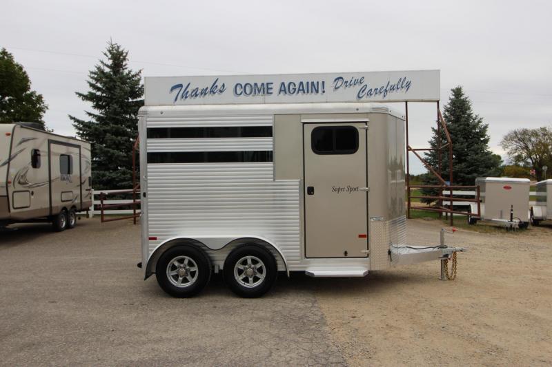 2019 Sundowner Trailers Supoer Sport 2HR BP Horse Trailer 2019 Sundowner Trailers Supoer Sport 2HR BP Horse Trailer