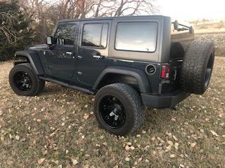 2016 Jeep Wrangler Unlimted Sport 4 door 4wd SUV 2016 Jeep Wrangler Unlimted Sport 4 door 4wd SUV