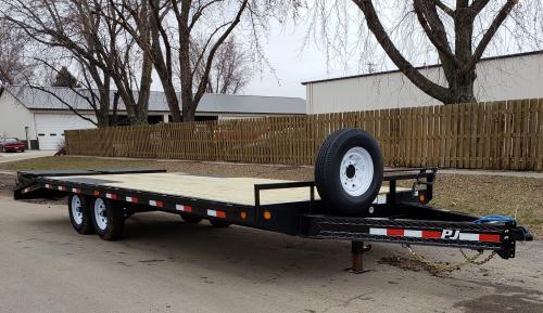 2019 PJ Trailers 24' x 8 in. I-Beam Deckover (F8) Flatbed Trailer 2019 PJ Trailers 24' x 8 in. I-Beam Deckover (F8) Flatbed Trailer