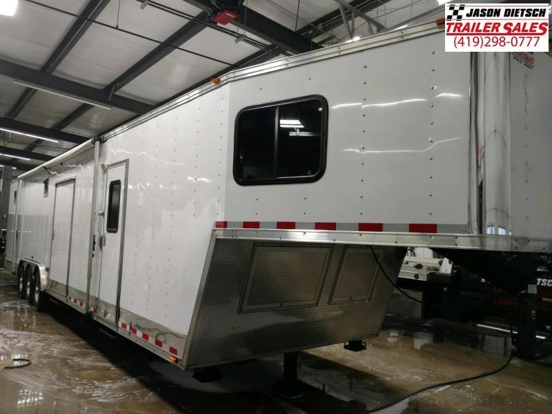 2012 Vintage 8.5X42 Toy Hauler W/Living Quarters 2012 Vintage 8.5X42 Toy Hauler W/Living Quarters