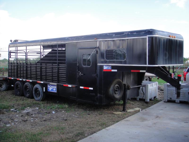 2009 Other 5 CATTLE / HORSE TRAILER Livestock Trailer 2009 Other 5 CATTLE / HORSE TRAILER Livestock Trailer