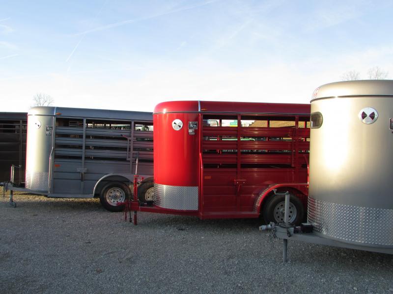 W-W Trailer 14 Livestock Trailer W-W Trailer 14 Livestock Trailer