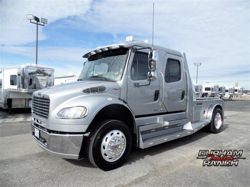 2009 Freightliner M2 Business Class Sports Chassis Truck 2009 Freightliner M2 Business Class Sports Chassis Truck