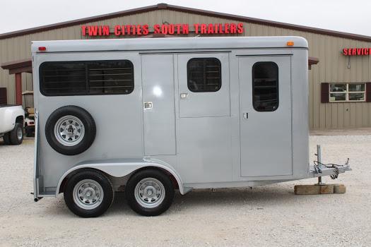 1991 Trail-Et dressing room Horse Trailer 1991 Trail-Et dressing room Horse Trailer
