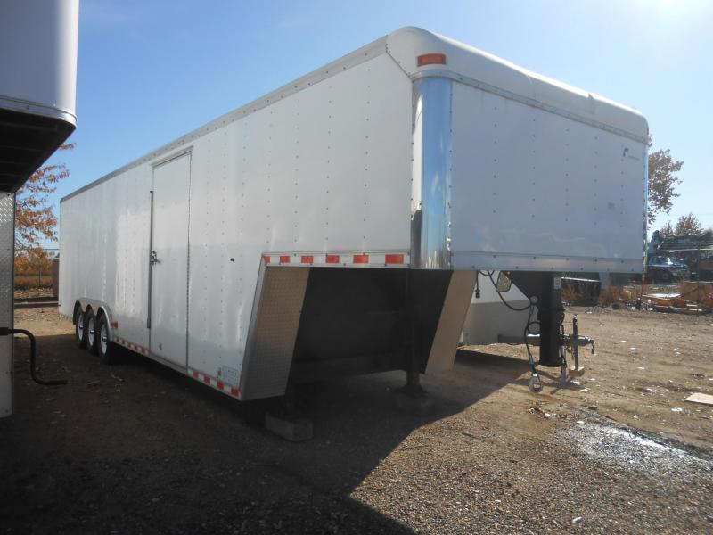 1999 Pace American 28FT Gooseneck Enclosed Car / Racing Trailer 1999 Pace American 28FT Gooseneck Enclosed Car / Racing Trailer
