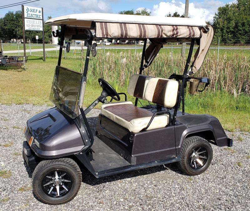 2005 Columbia Par Car Golf Cart 2005 Columbia Par Car Golf Cart