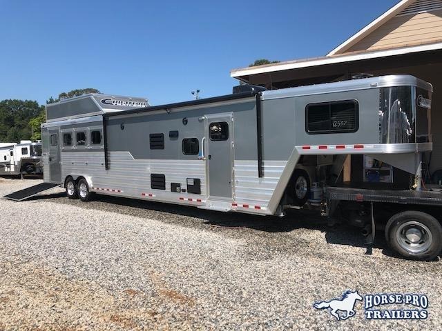 2020 Cimarron 4 Horse 15'8 Outback Living Quarters 2020 Cimarron 4 Horse 15'8 Outback Living Quarters