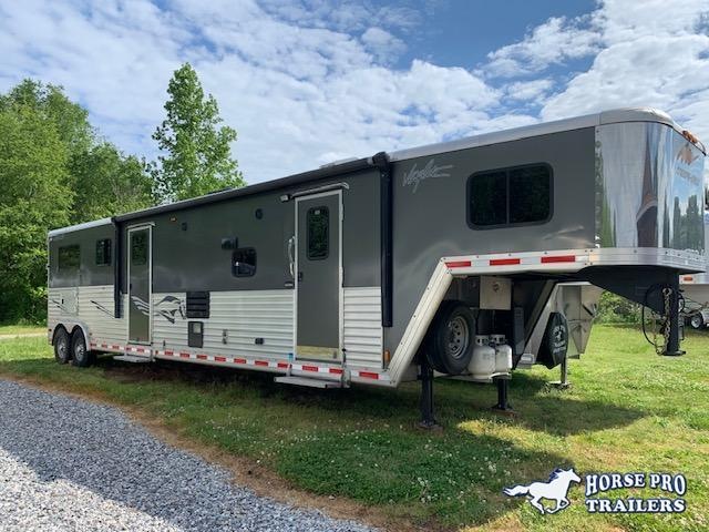 2014 Merhow 2 Horse Straight Load 15' Sierra Living Quarters w/Slide Out & Midtack 2014 Merhow 2 Horse Straight Load 15' Sierra Living Quarters w/Slide Out & Midtack