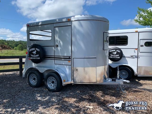 2020 Bee Wrangler 2 Horse Straight Load Bumper Pull 2020 Bee Wrangler 2 Horse Straight Load Bumper Pull
