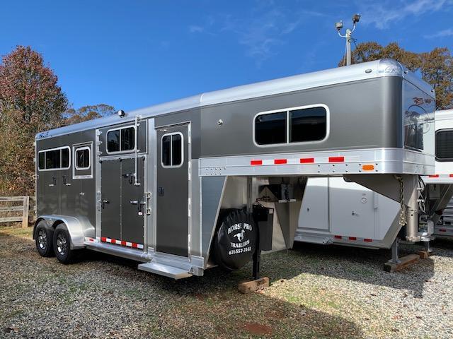 2020 4-Star 2+1 Gooseneck 18' w/QUIET RIDE &HYDRAULIC JACK! 2020 4-Star 2+1 Gooseneck 18' w/QUIET RIDE &HYDRAULIC JACK!