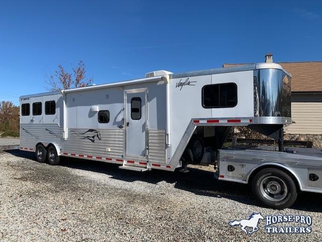 2014 Merhow Verylite 3 Horse 11' Sierra Living Quarters w/Slide Out & REAR RAMP 2014 Merhow Verylite 3 Horse 11' Sierra Living Quarters w/Slide Out & REAR RAMP