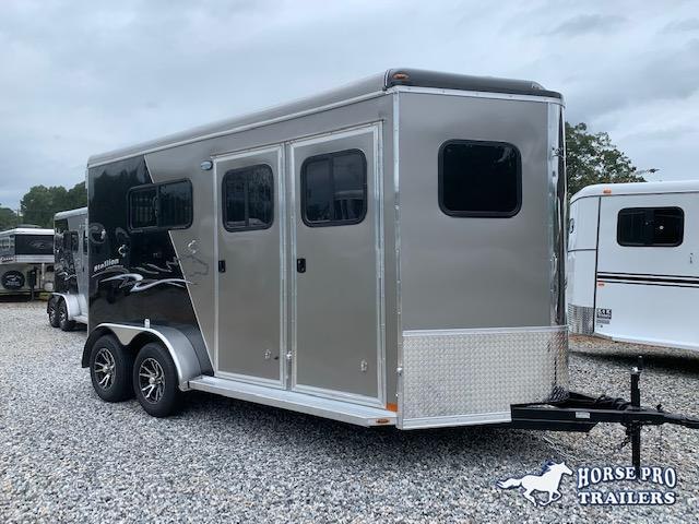2020 Homesteader Champagne/Black 2 Horse Straight Load Bumper Pull w/INSULATION & RUMBER FLOORING! 2020 Homesteader Champagne/Black 2 Horse Straight Load Bumper Pull w/INSULATION & RUMBER FLOORING!