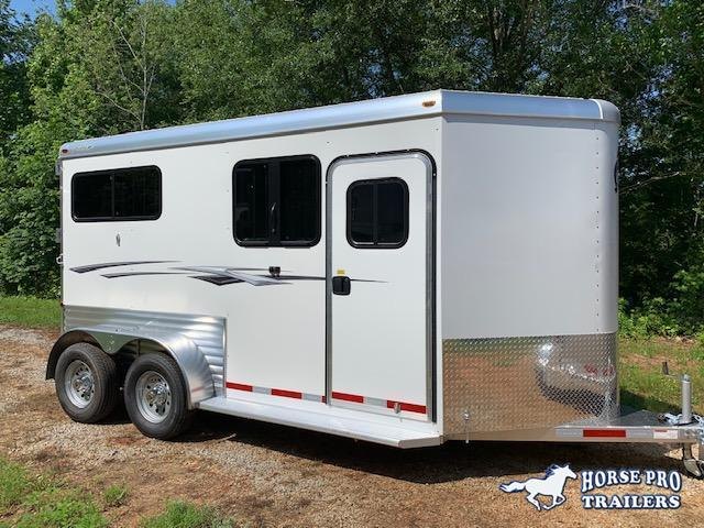 2021 Adam Ju-Lite 2 Horse Straight Load Bumper Pull w/WALK-THRU DOOR & MANGERS 2021 Adam Ju-Lite 2 Horse Straight Load Bumper Pull w/WALK-THRU DOOR & MANGERS