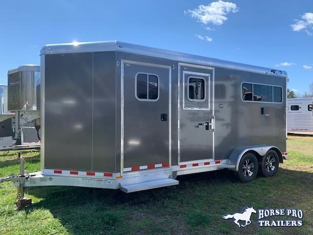 2021 4-Star 2 Horse Straight Load Bumper Pull w/SIDE RAMP & QUIET RIDE 2021 4-Star 2 Horse Straight Load Bumper Pull w/SIDE RAMP & QUIET RIDE