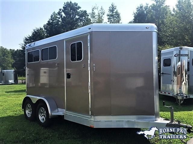 2020 4-Star 2 Horse Slant Load Bumper Pull w/Rear Tack & ROOF INSULATION! 2020 4-Star 2 Horse Slant Load Bumper Pull w/Rear Tack & ROOF INSULATION!