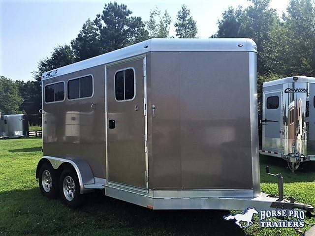 2020 4-Star 2 Horse Slant Load Bumper Pull w/Rear Tack & ROOF INSULATION! 2020 4-Star 2 Horse Slant Load Bumper Pull w/Rear Tack & ROOF INSULATION!