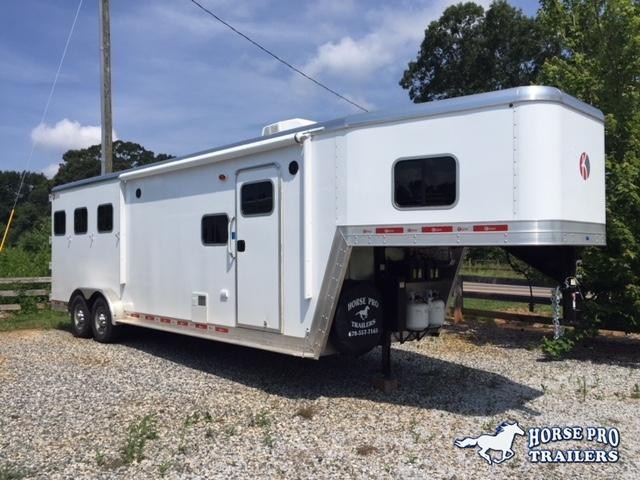 2019 Kiefer Genesis 3 Horse 10'6 LSR Living Quarters 2019 Kiefer Genesis 3 Horse 10'6 LSR Living Quarters