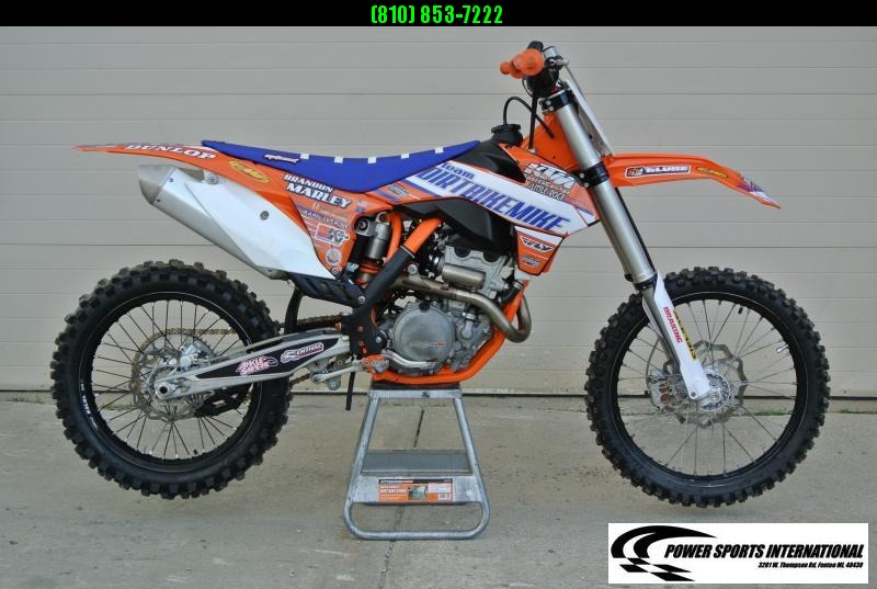 2015 KTM 250 SX-F 250cc Four Stroke Motorcycle MX #3325 2015 KTM 250 SX-F 250cc Four Stroke Motorcycle MX #3325
