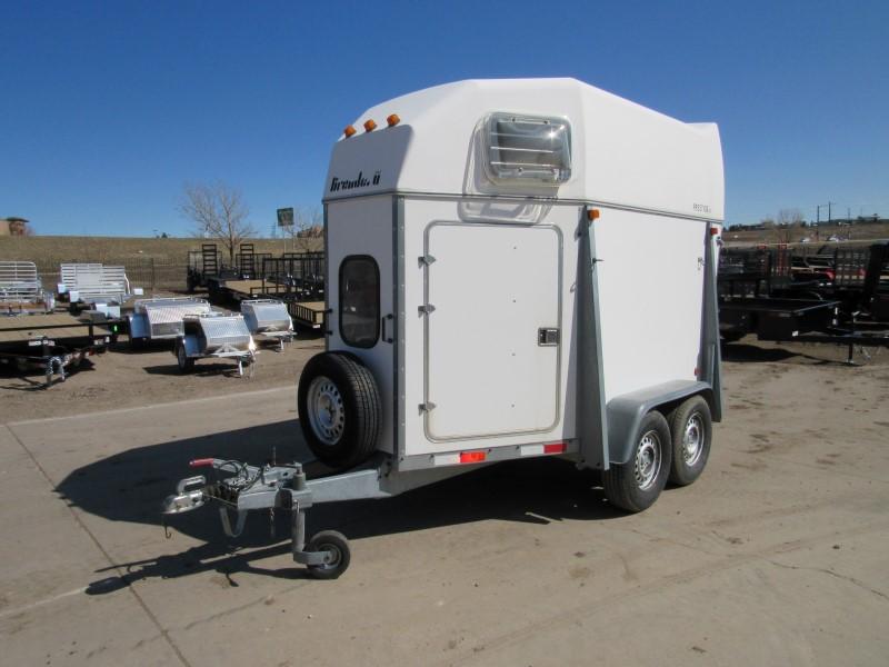 2001 Avenger PRESTIGE Horse Trailer 2001 Avenger PRESTIGE Horse Trailer