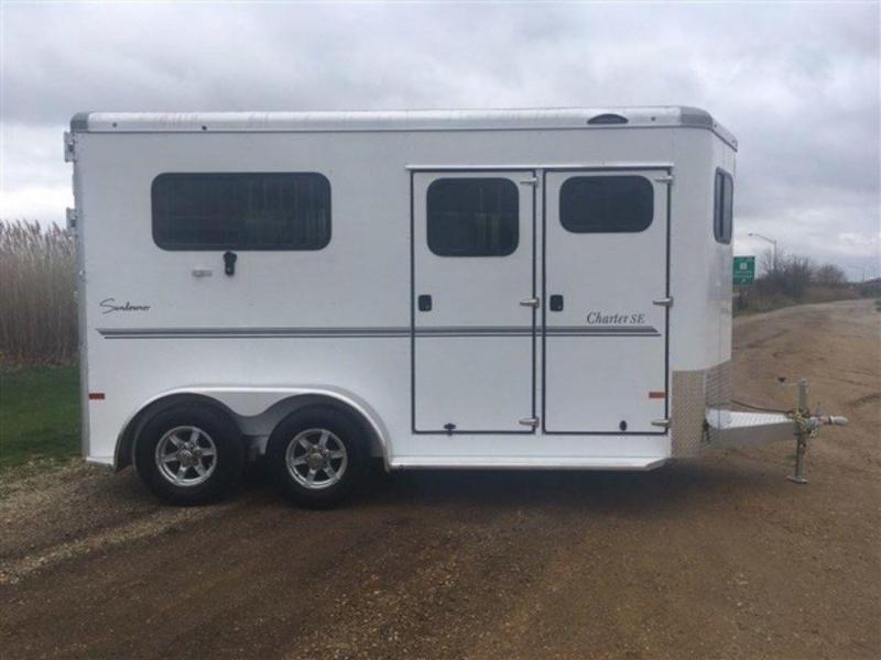 2020 Sundowner Charter TR SE 2H w/67" Dress BP 2020 Sundowner Charter TR SE 2H w/67" Dress BP