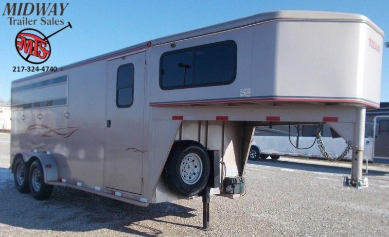 2008 Titan Trailer Classic I 3H w/ 4' SW Dress GN 2008 Titan Trailer Classic I 3H w/ 4' SW Dress GN