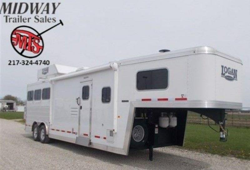 2019 Logan Coach Limited 810 3H w/ 10' SW and Slide 2019 Logan Coach Limited 810 3H w/ 10' SW and Slide