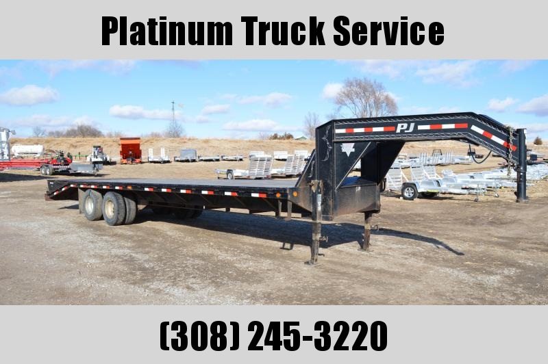 2014 PJ Trailers FB30GN Flatbed Trailer 2014 PJ Trailers FB30GN Flatbed Trailer